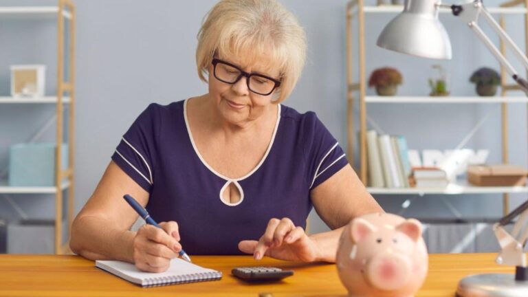 ¿Es posible recibir simultáneamente una pensión de jubilación y una pensión de viudedad?